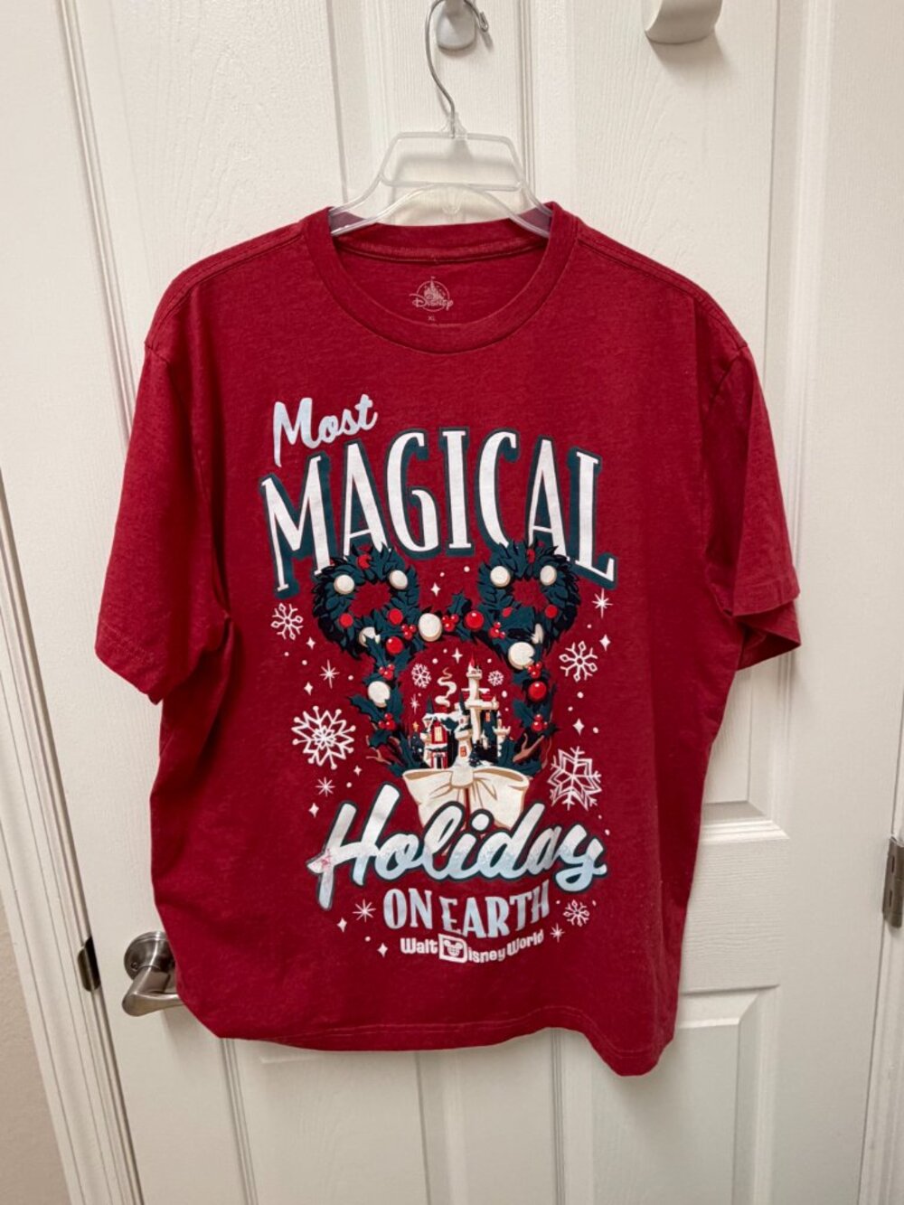 Walt Disney World Most Magical Holiday on Earth Adult T-shirt Size XL